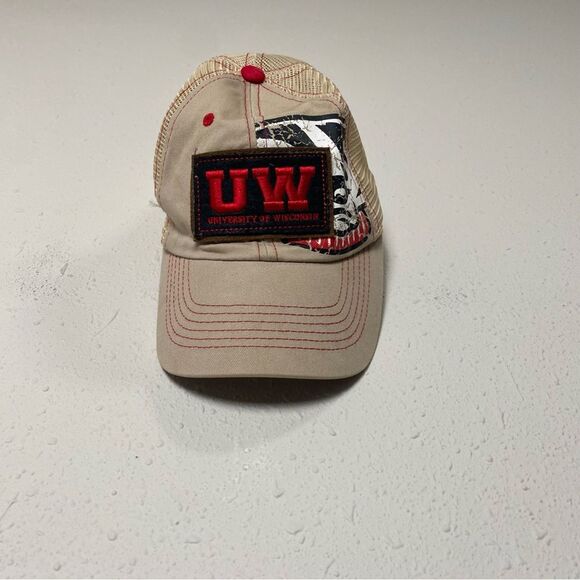 Vintage Captivating Headgear NCAA University Of Wisconsin Badgers Trucker Hat - Picture 6 of 11